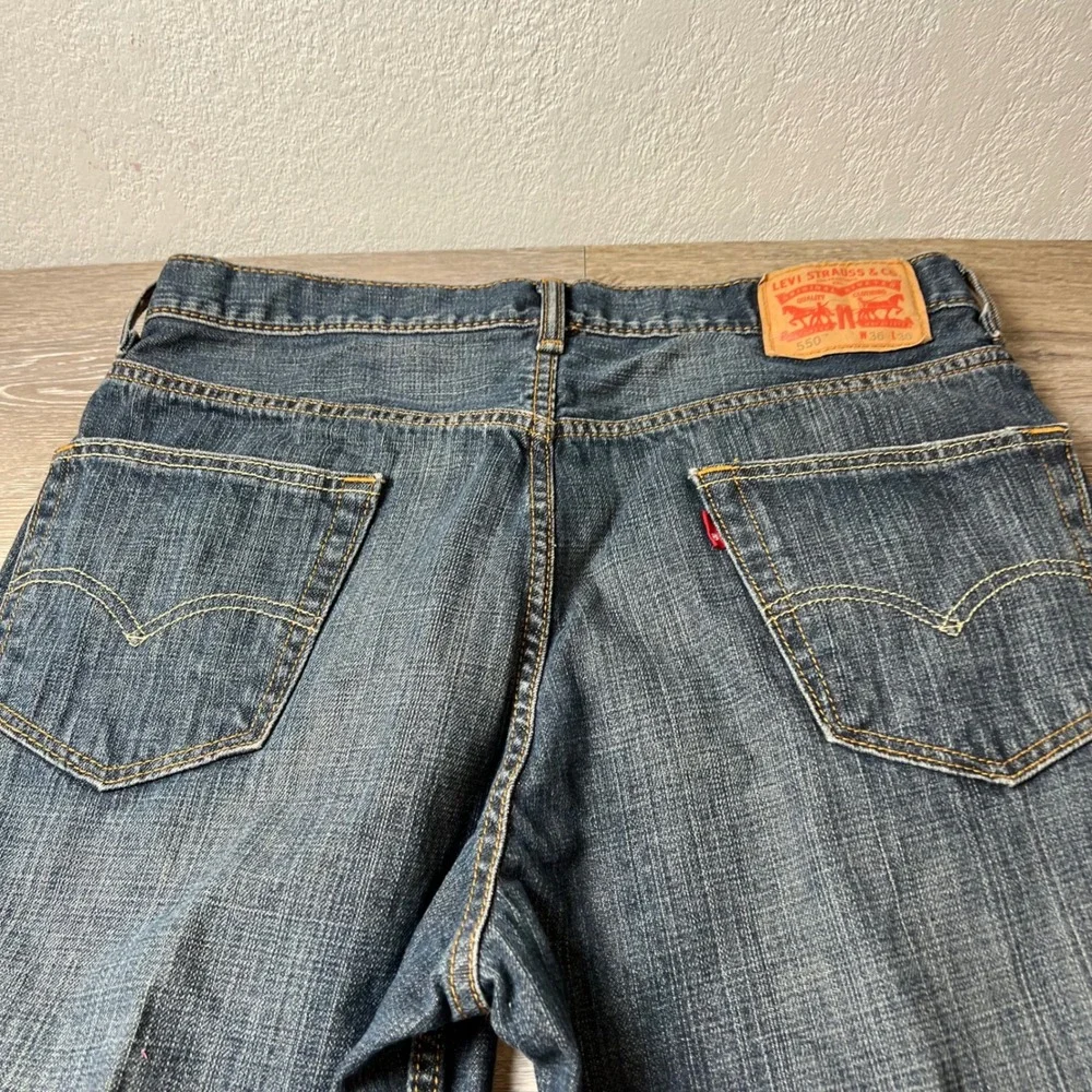Levi's 550 Relaxed Fit Jeans Mens 36x30 Blue Dark Wash Tapered Denim Skater